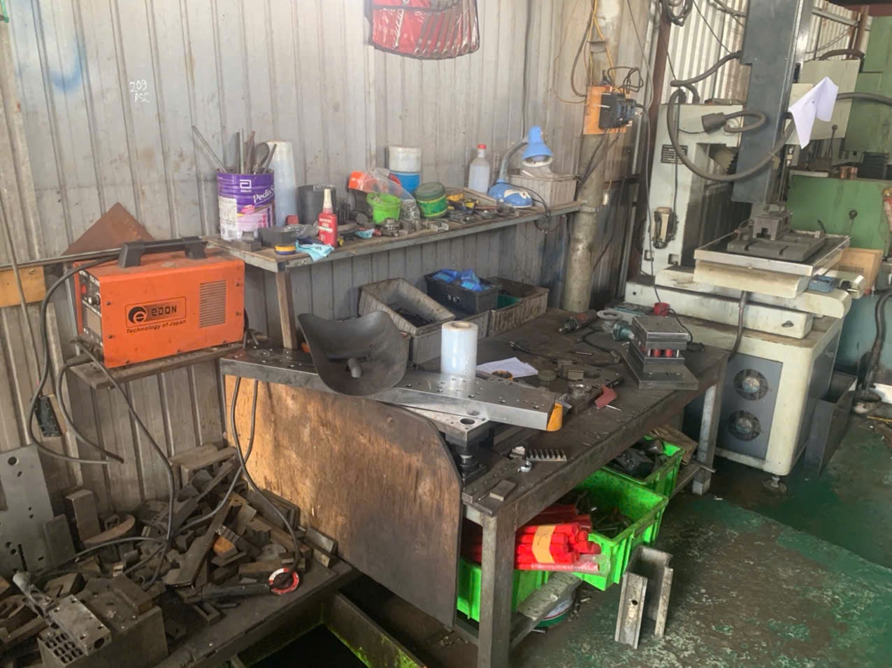 Workbench.jpg